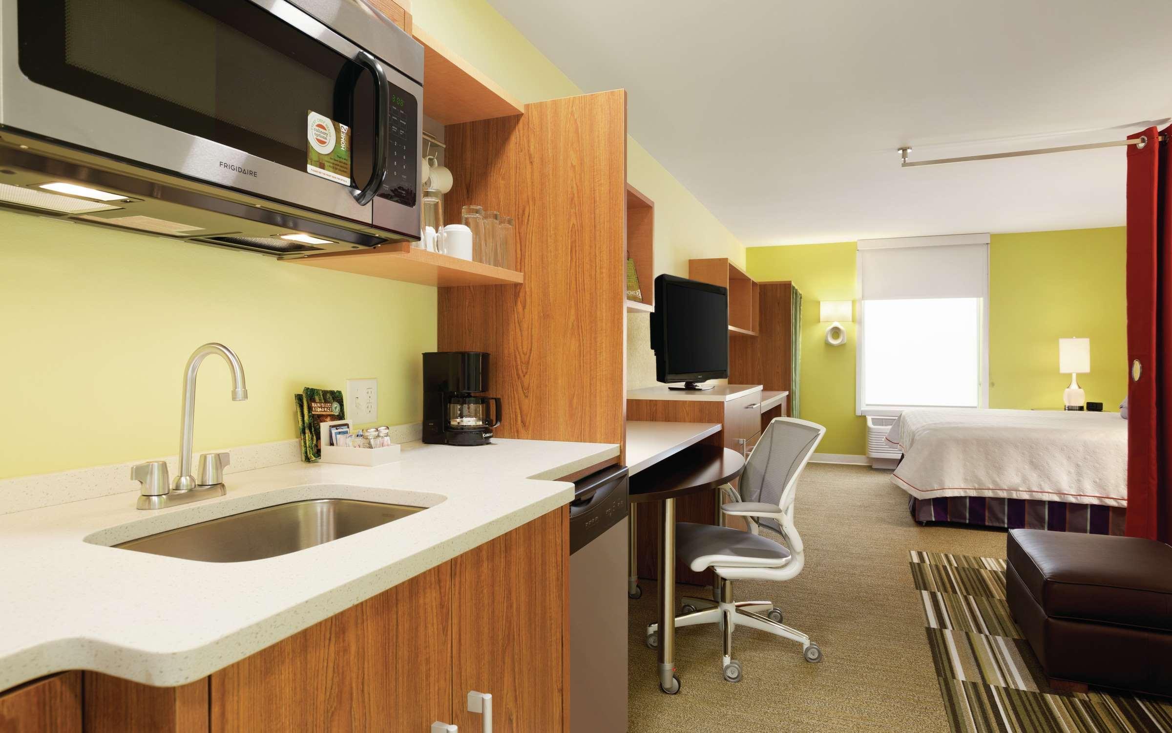 Home2 Suites St. Louis / Forest Park Richmond Heights Экстерьер фото
