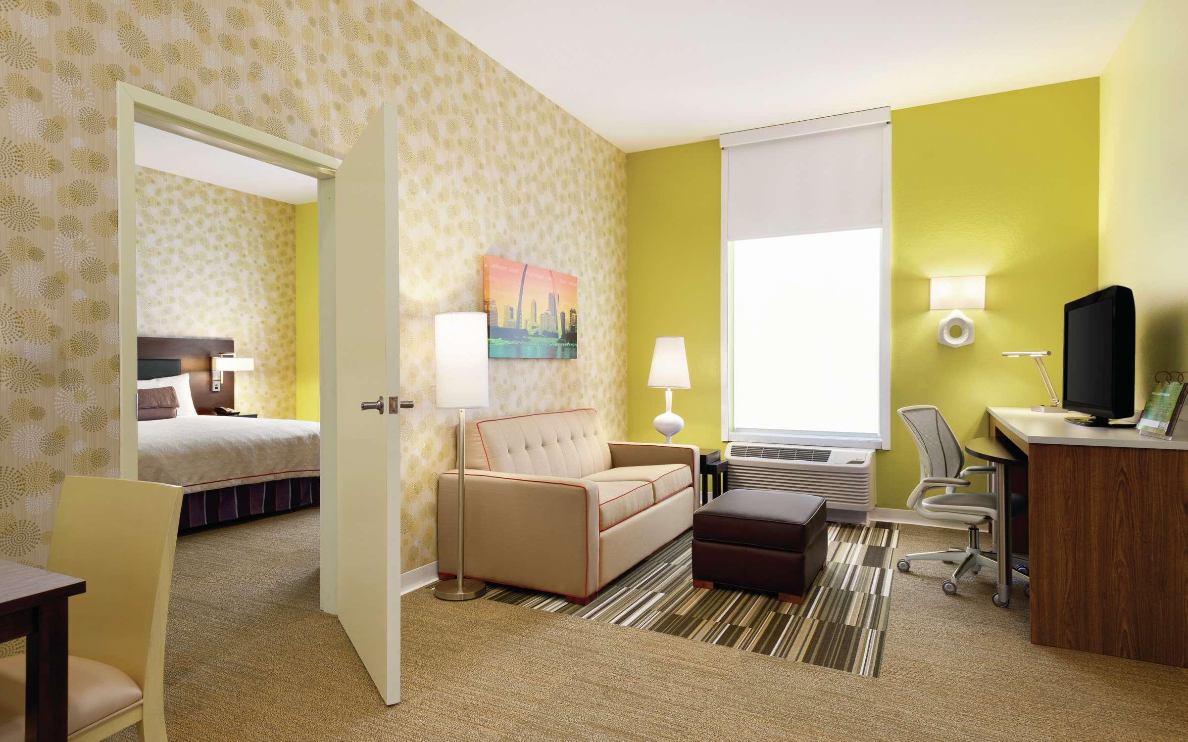 Home2 Suites St. Louis / Forest Park Richmond Heights Экстерьер фото