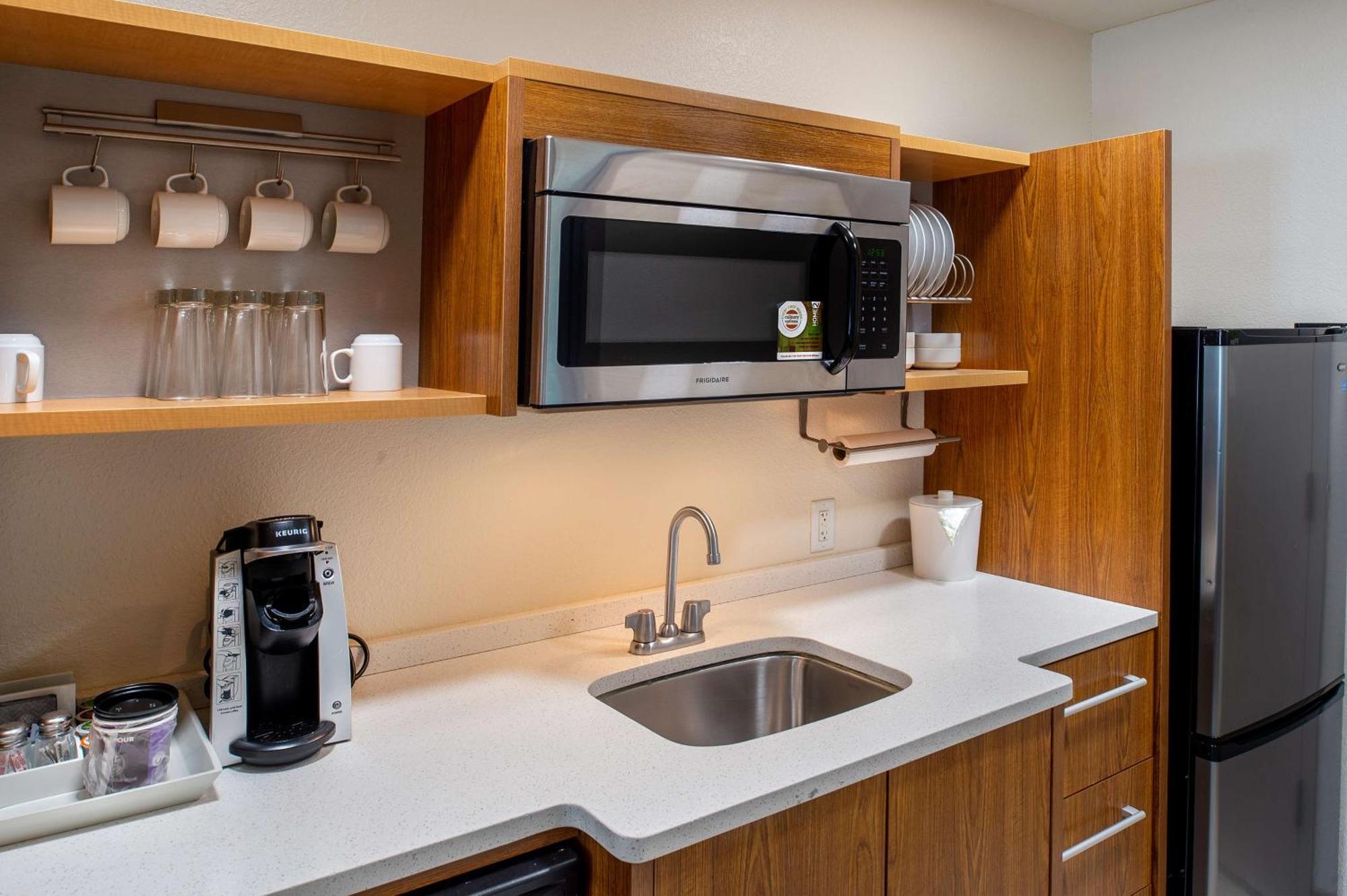 Home2 Suites St. Louis / Forest Park Richmond Heights Экстерьер фото