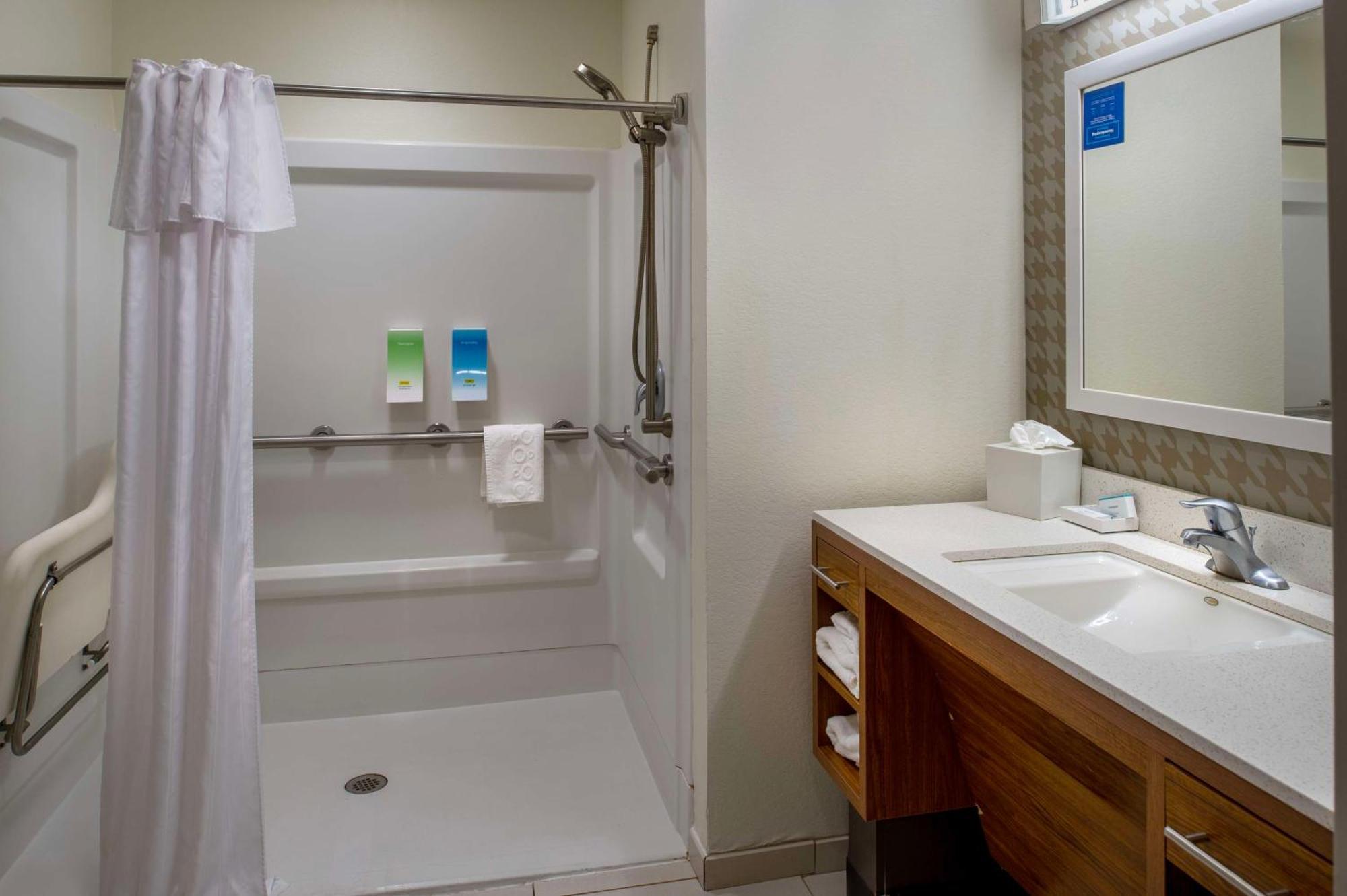 Home2 Suites St. Louis / Forest Park Richmond Heights Экстерьер фото