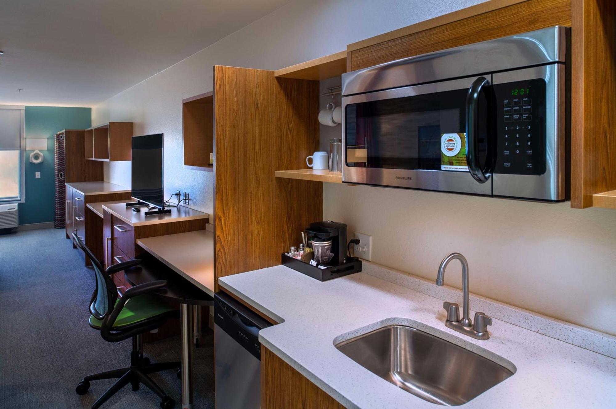 Home2 Suites St. Louis / Forest Park Richmond Heights Экстерьер фото