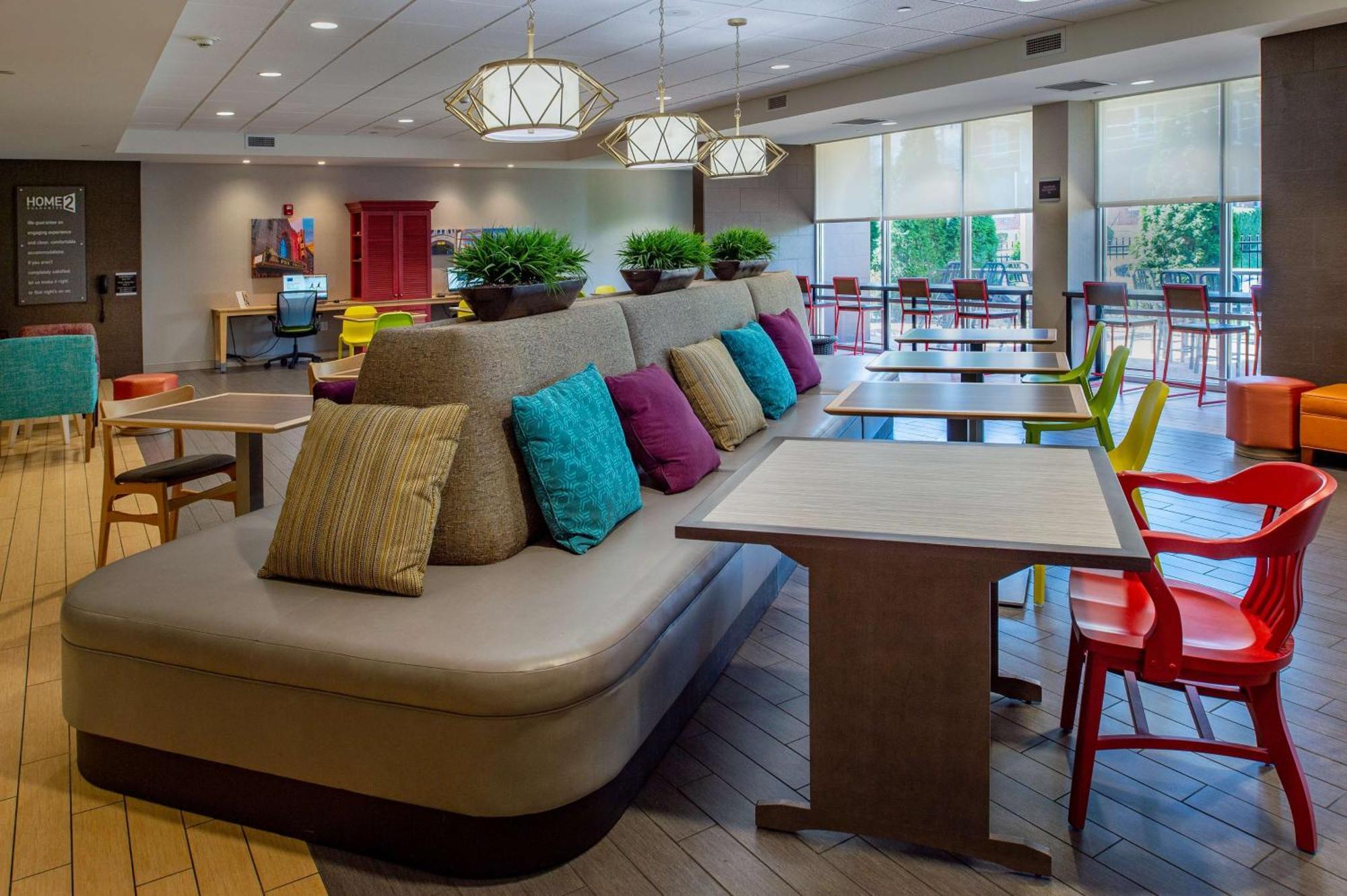 Home2 Suites St. Louis / Forest Park Richmond Heights Экстерьер фото