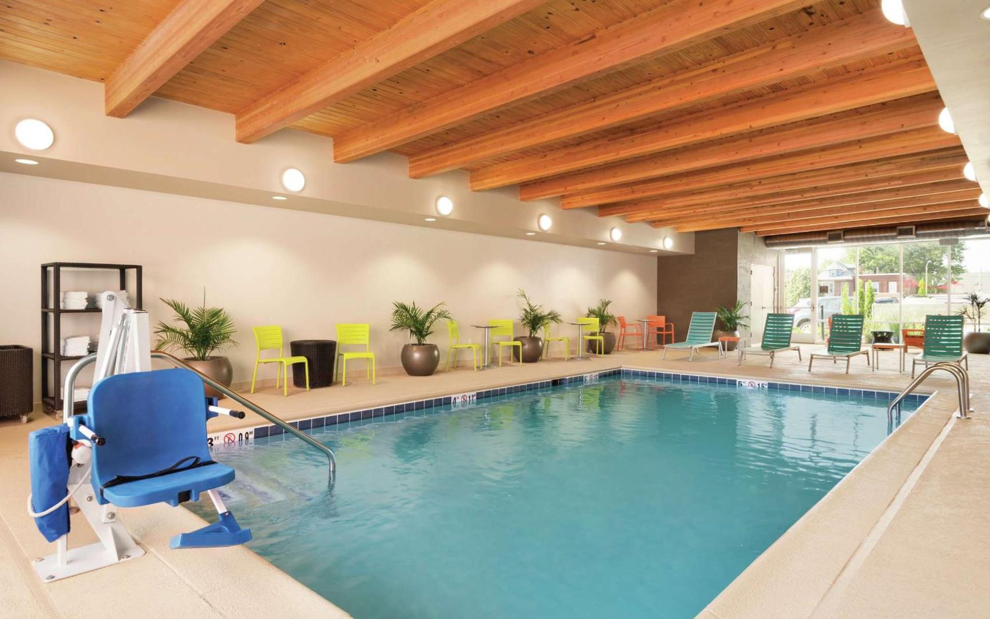 Home2 Suites St. Louis / Forest Park Richmond Heights Экстерьер фото